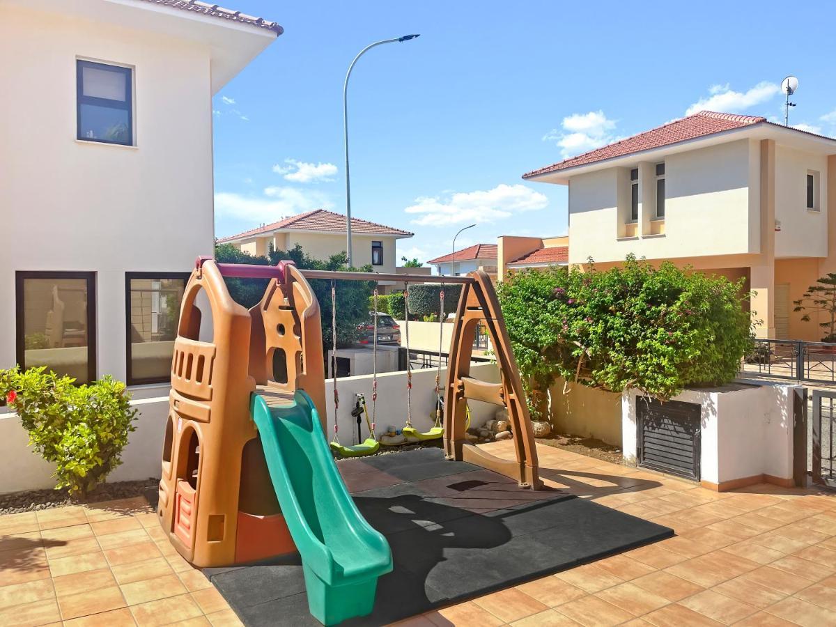 לרנקה Villa Alba With Beach Access מראה חיצוני תמונה